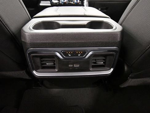 Used 2024 GMC Sierra 1500 Denali w/ Denali Reserve Package AWD/4WD image 17