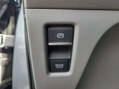 Certified 2023 Honda Odyssey Touring image 32