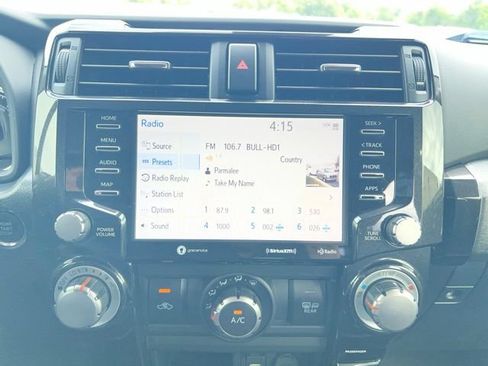 Used 2020 Toyota 4Runner TRD Off-Road Premium AWD/4WD image 19
