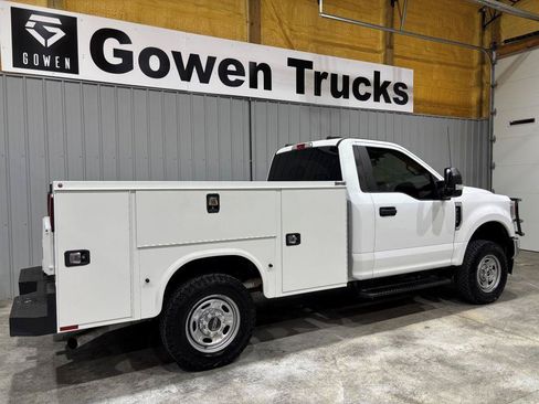 Used 2022 Ford F350 XL w/ Power Equipment Group AWD/4WD image 6