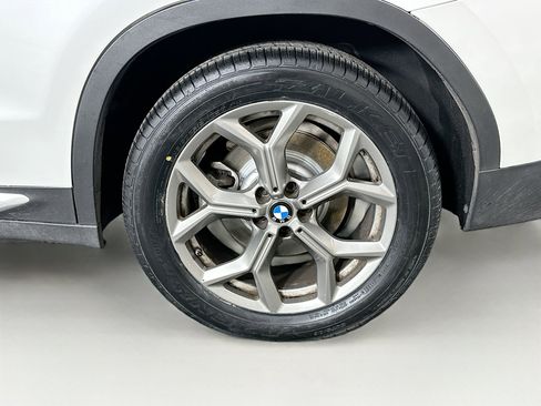 Used 2024 BMW X3 sDrive30i image 11