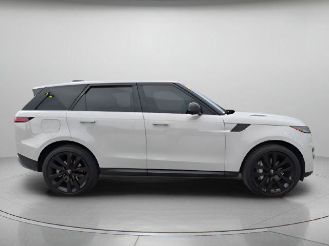 Used 2025 Land Rover Range Rover Sport SE AWD/4WD image 9