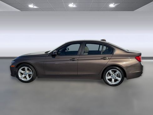 Used 2014 BMW 320i Sedan image 2