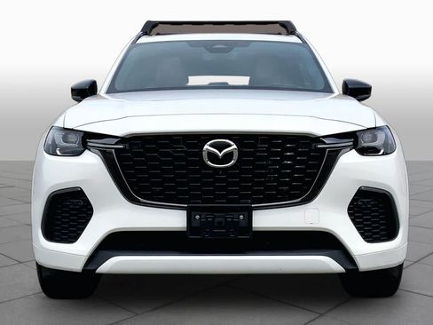 Certified 2025 MAZDA CX-70 3.3 Turbo S w/ Premium Plus AWD/4WD image 4