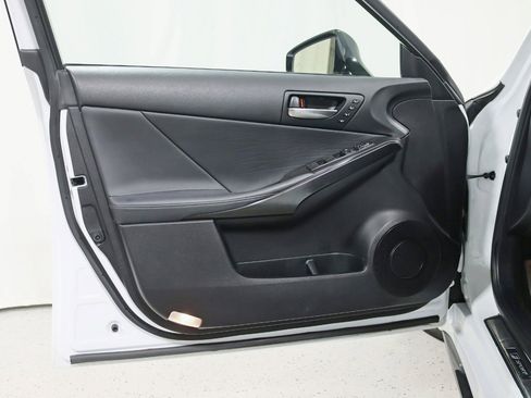 Used 2022 Lexus IS 350 F Sport image 33