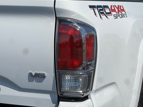 Certified 2023 Toyota Tacoma TRD Sport AWD/4WD image 26