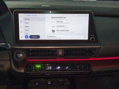 Used 2023 Toyota Prius Prime Premium FWD image 15