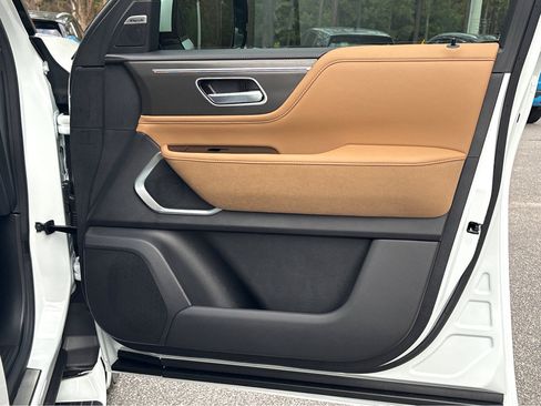 New 2026 INFINITI QX80 Luxe w/ Cargo Package image 14