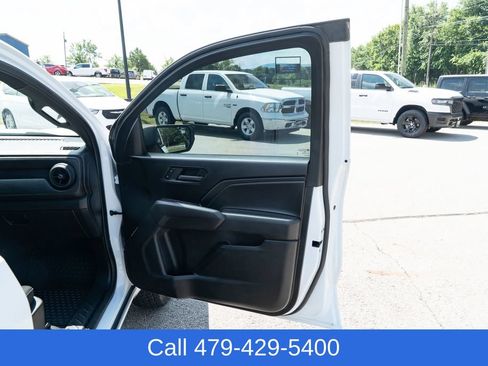 Used 2023 Chevrolet Colorado W/T w/ WT Convenience Package II AWD/4WD image 17