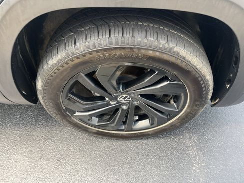 Used 2023 Volkswagen Atlas SE AWD/4WD image 53