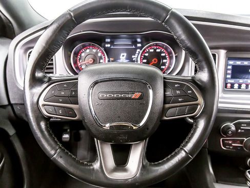 Used 2021 Dodge Charger SXT w/ Leather Interior Group RWD image 19