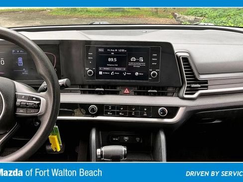 Used 2024 Kia Sportage LX FWD image 9