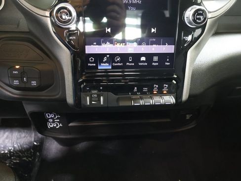 New 2026 RAM 2500 Tradesman AWD/4WD image 21