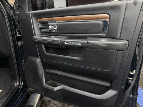Used 2016 RAM 1500 Laramie w/ Convenience Group AWD/4WD image 5