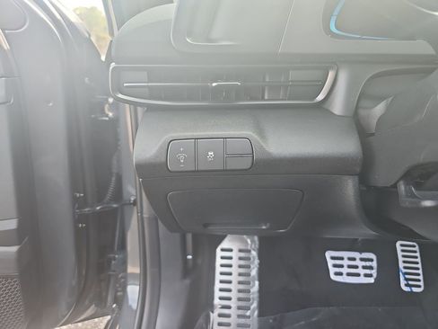 New 2026 Hyundai Elantra Sport image 27