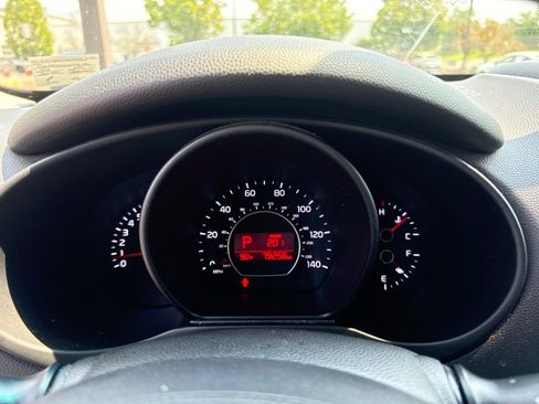 Used 2016 Kia Soul w/ Convenience Package FWD image 8