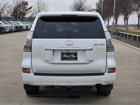 Used 2016 Lexus GX 460 Luxury image 16