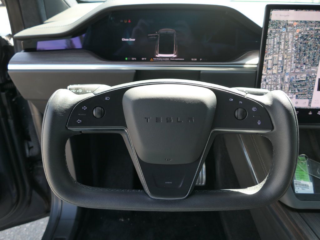 Used 2023 Tesla Model X AWD/4WD image 17