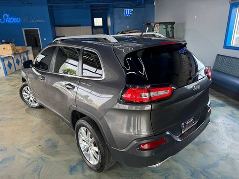 Used 2015 Jeep Cherokee Limited w/ Luxury Group FWD image 7