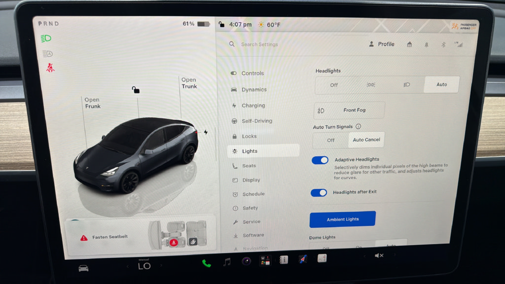 Used 2022 Tesla Model Y Long Range AWD/4WD image 40