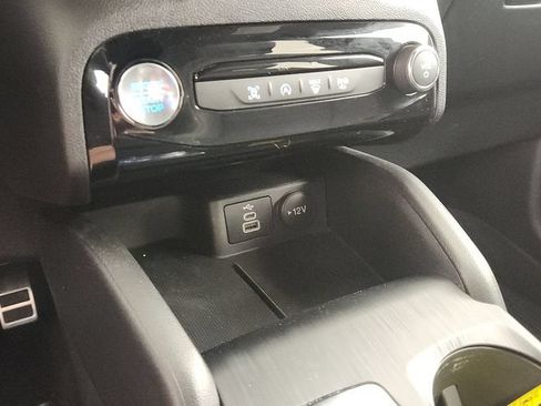 Certified 2024 Ford Escape ST-Line Select w/ Tech Pack #1 AWD/4WD image 18