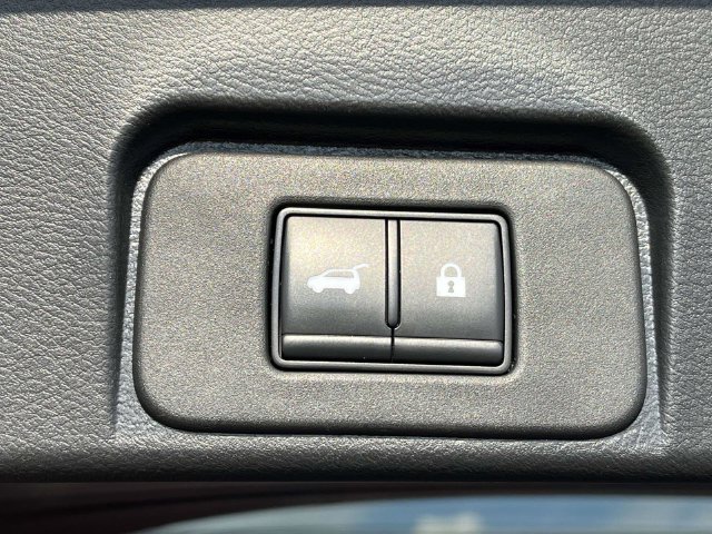Used 2023 Nissan Rogue SL w/ SL Premium Package AWD/4WD image 22
