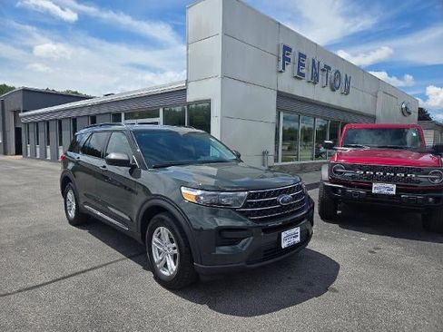 Used 2023 Ford Explorer XLT AWD/4WD image 1