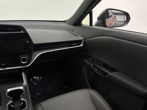 Used 2025 Lexus RZ 300e w/ Accessory Package (Z2) FWD image 31