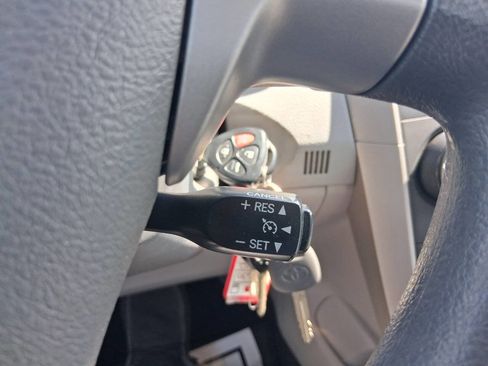 Used 2010 Toyota Corolla LE FWD image 30
