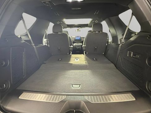 Used 2022 Chevrolet Tahoe RST w/ Luxury Package RWD image 32