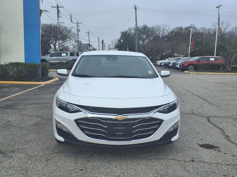 Used 2024 Chevrolet Malibu LT image 19