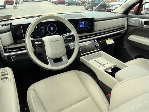 Used 2024 Hyundai Santa Fe Calligraphy AWD/4WD image 7