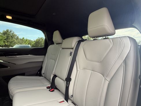 New 2027 INFINITI QX65 Sport AWD/4WD image 19