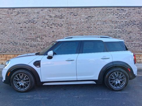 Used 2018 MINI Cooper Countryman image 2