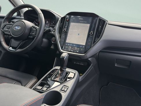 Certified 2025 Subaru Crosstrek 2.5i Limited w/ Crosstrek Mirror Package AWD/4WD image 31