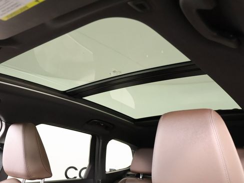 Used 2023 BMW X1 xDrive28i w/ Premium Package image 16