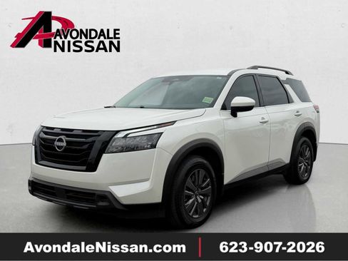 Used 2024 Nissan Pathfinder SV w/ Black Appearance Package FWD image 1