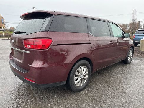 Used 2020 Kia Sedona LX FWD image 5
