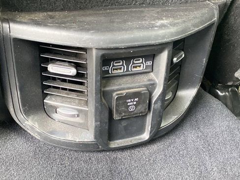 Used 2024 RAM 2500 Laramie AWD/4WD image 13