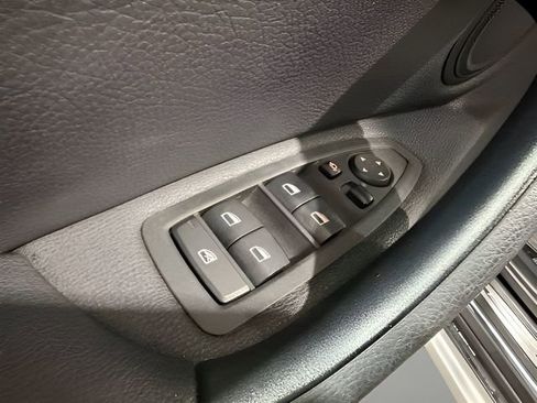 Used 2018 BMW X1 xDrive28i image 15