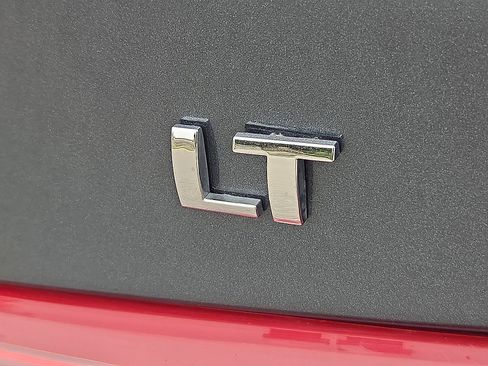 Used 2019 Chevrolet Malibu LT FWD image 9