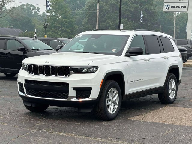 New 2026 Jeep Grand Cherokee L 4WD image 31