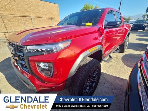 Used 2024 GMC Canyon Elevation RWD image 2