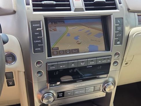 Used 2015 Lexus GX 460 w/ Premium Package AWD/4WD image 22