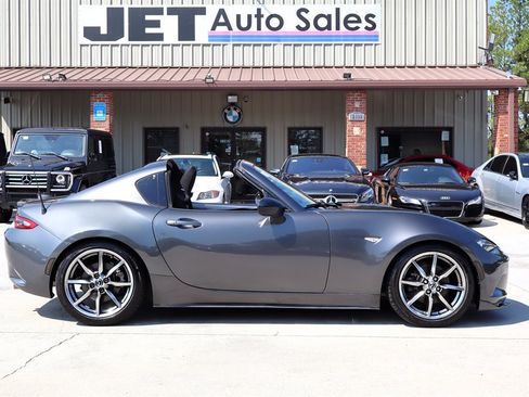 Used 2020 MAZDA MX-5 Miata RF Club RWD image 14