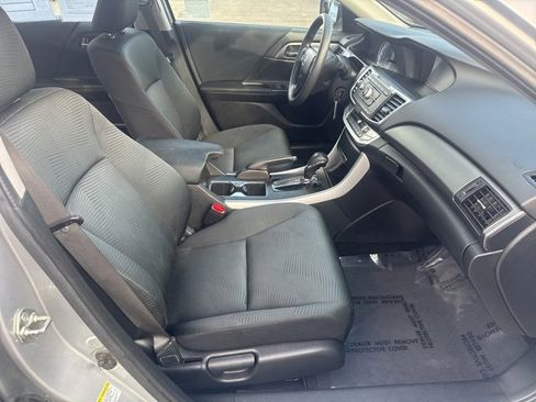 Used 2014 Honda Accord LX image 26