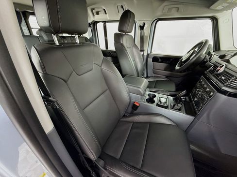 Used 2025 INEOS Grenadier AWD/4WD image 26