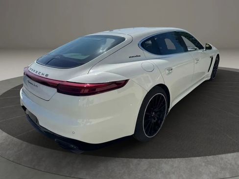 Used 2014 Porsche Panamera AWD/4WD image 6