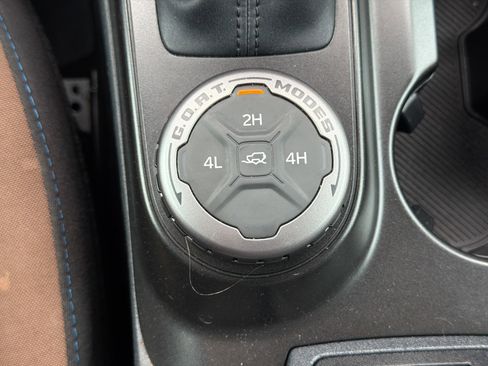 Used 2023 Ford Bronco Outer Banks AWD/4WD image 29