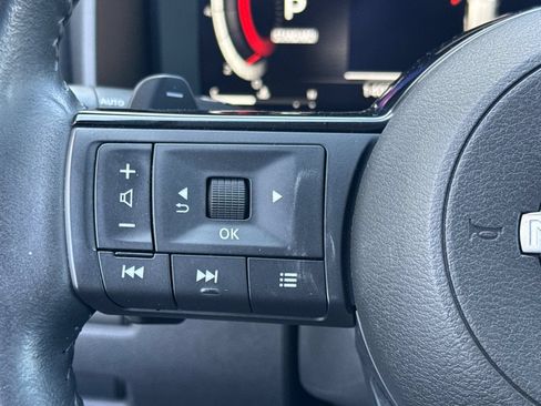 Used 2023 Nissan Rogue Platinum w/ Platinum Premium Package FWD image 31